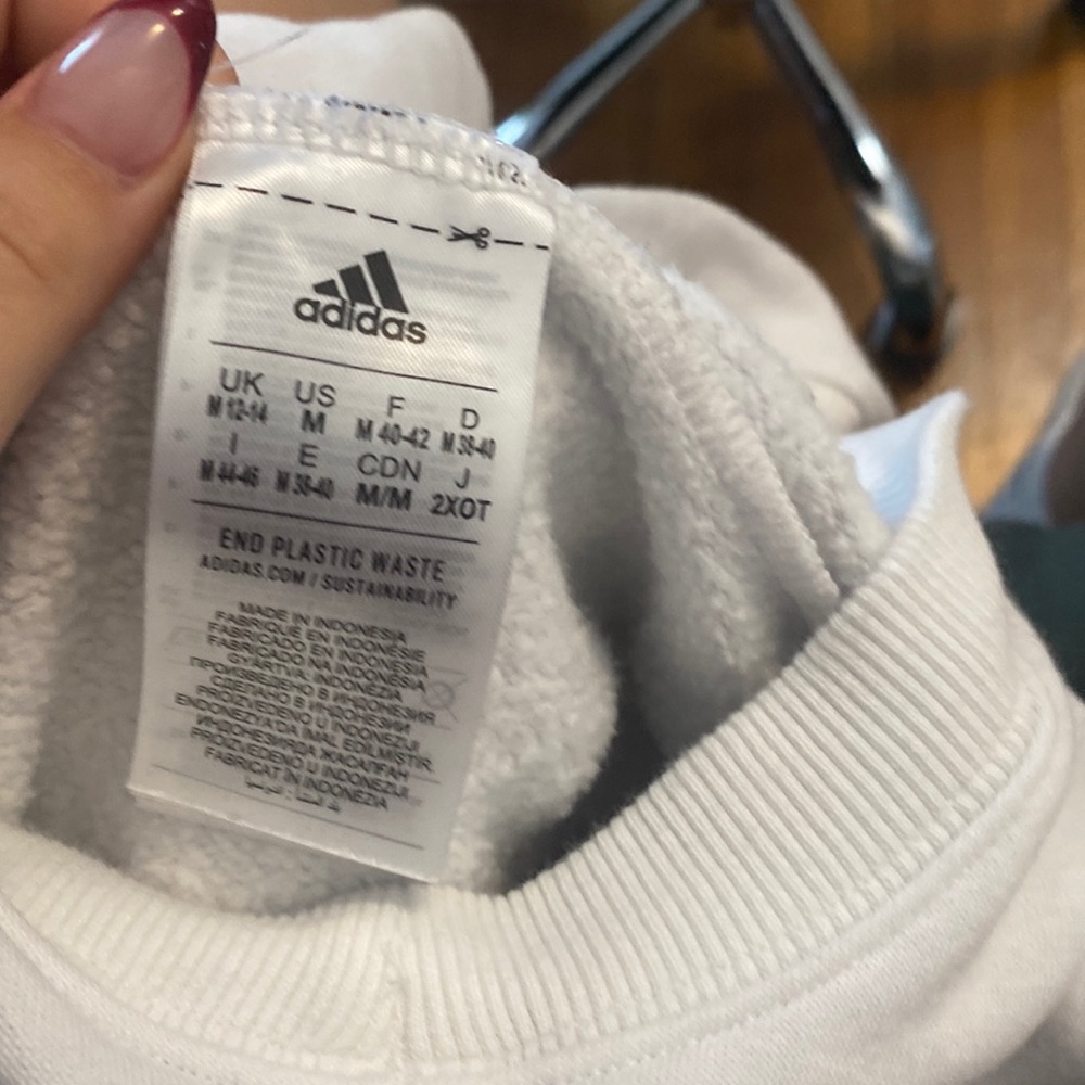 Women’s adidas racer type crop hoodie